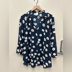 Cabi “Go To” Button up blouse!